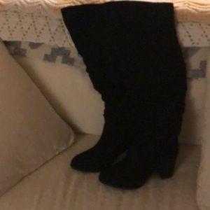 Black boots above the knee size 10